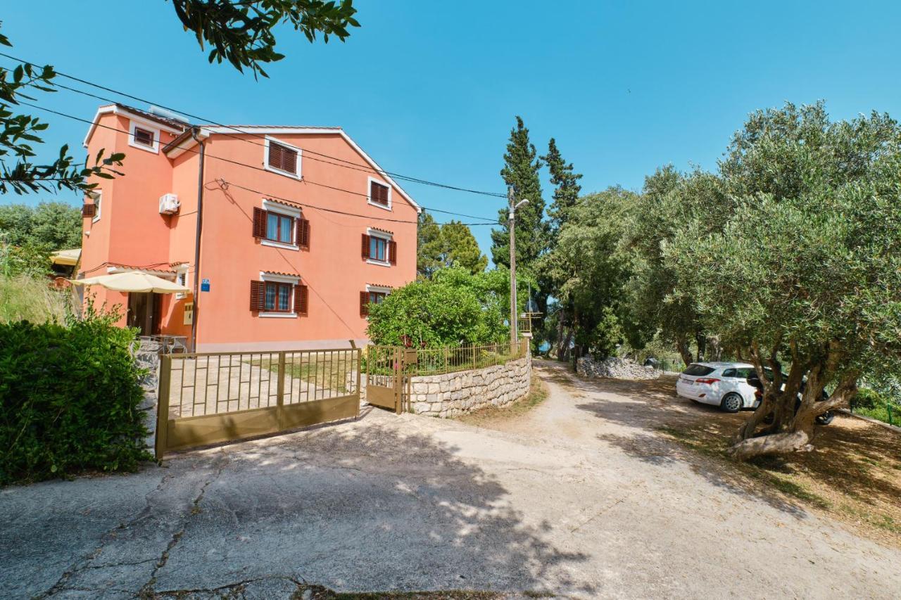 Apartments With A Parking Space Cunski, Losinj - 7867 Extérieur photo